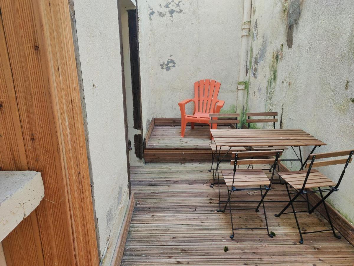 Patio Cosy Apartment Thizy-les-Bourgs Екстериор снимка